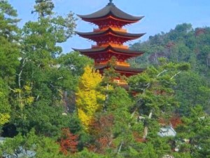 Miyajima Cultural Highlights Walking Tour